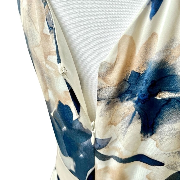 DKNY Long Sleeveless Cream Tan & Navy Blue Floral Dress Faux Wrap Size 8 NWT - Picture 10 of 16